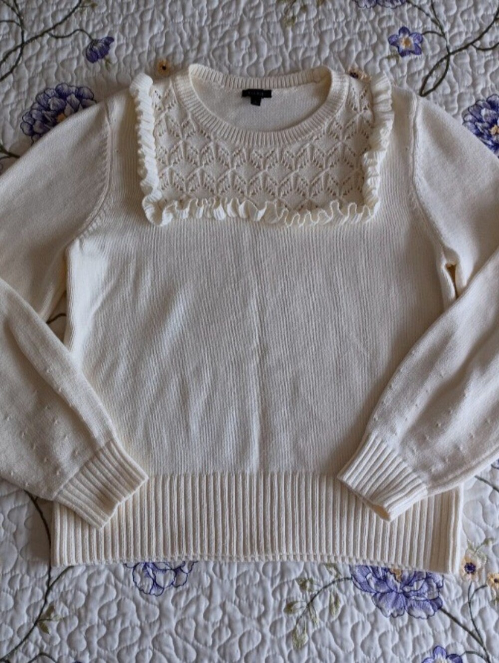 Talbots Women’s Cream Ruffled Yoke Sweater size L - Picture 5 of 15
